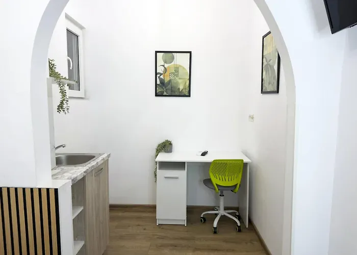 Oshry Bliss بوخارست