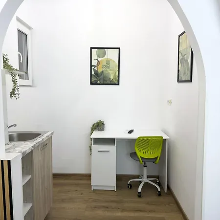 Oshry Bliss بوخارست