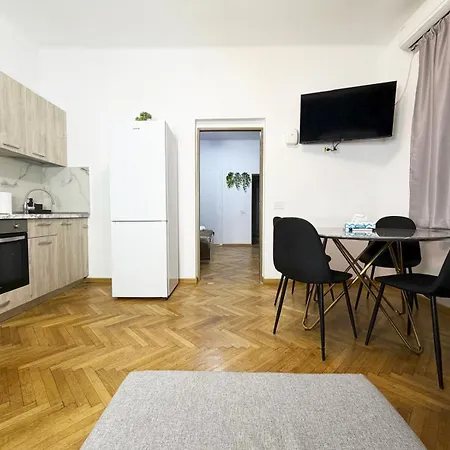 Oshry Bliss Boekarest