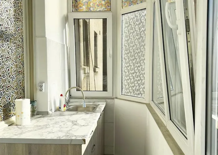 Oshry Bliss * Бухарест