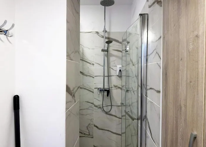 Oshry Bliss * Бухарест