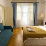 Apartment Oshry Bliss